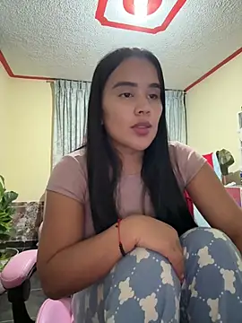 laure torres online show from 04/29/26, 01:21