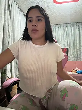 laure torres online show from 05/14/26, 02:52