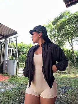 laure torres online show from 02/20/26, 01:57