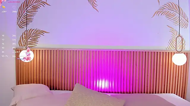 Valleriie  online show from 04/16/26, 03:35