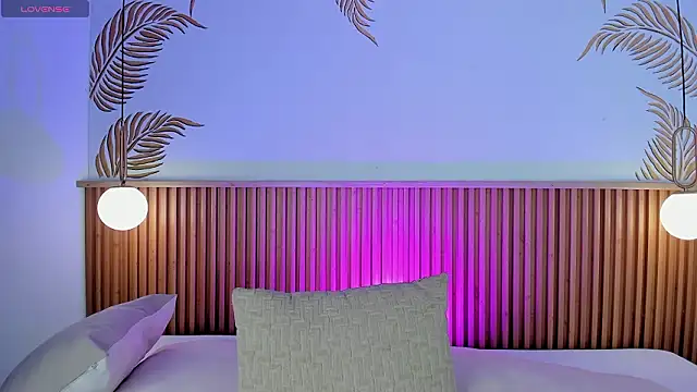 Valleriie  online show from 03/22/26, 04:41