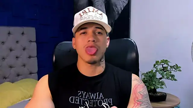 rocoo santos online show from 10/23/25, 01:04