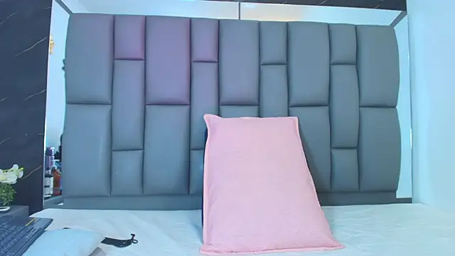 Roxana gomez online show from 01/14/26, 03:10