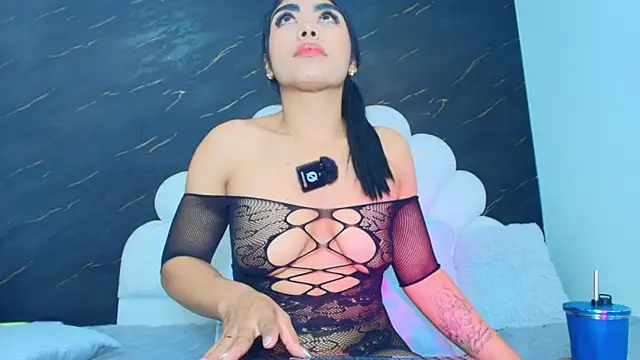 Roxana gomez online show from 04/15/26, 03:23