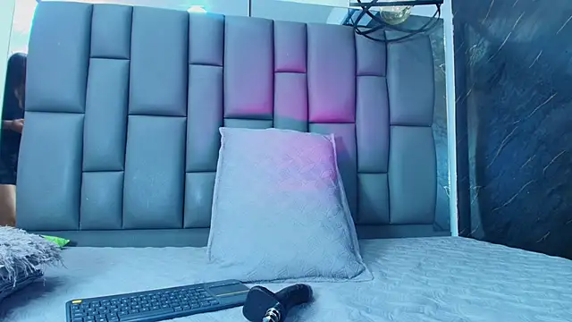 Roxana gomez online show from 01/10/26, 03:13