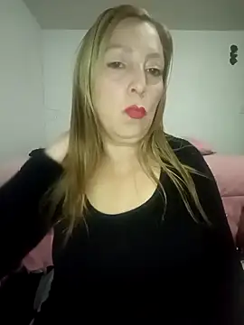 Estefania Arce online show from 12/19/25, 01:42