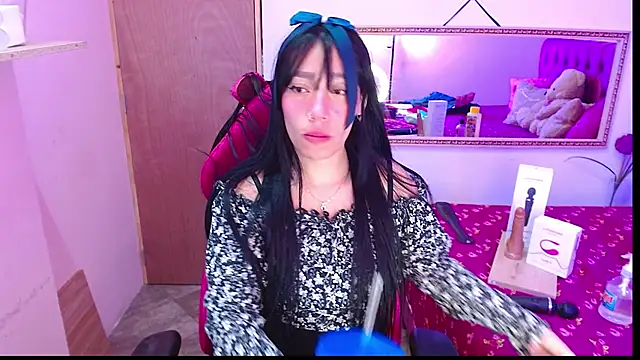 IVET CUTE1 online show from 05/23/26, 11:48