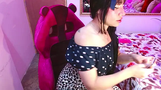 Snapshot of IVET_CUTE1 chatting on 06/21/26, 07:19 IVET CUTE1 online show from 06/21/26, 07:19