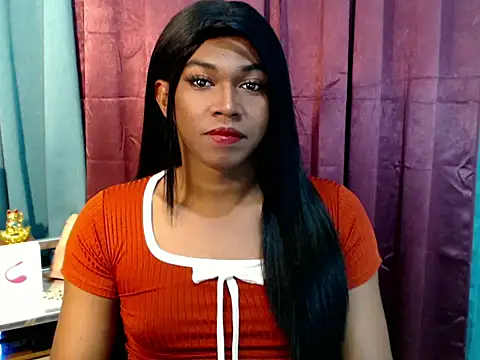 Snapshot of Milagrosa_xx chatting on 06/28/26, 09:43 Milagrosa xx online show from 06/28/26, 09:43
