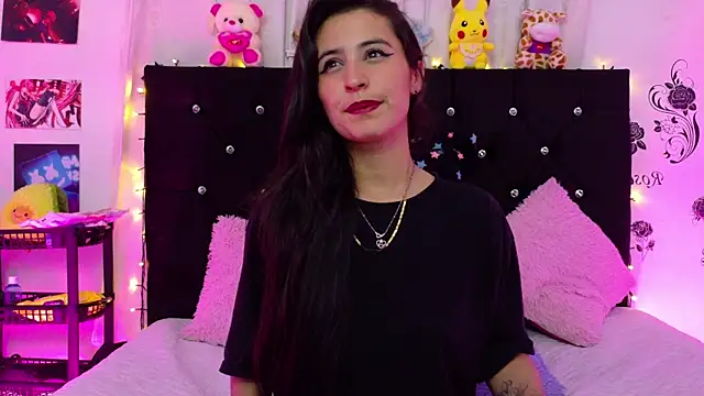 queen smiley online show from 01/11/26, 03:57