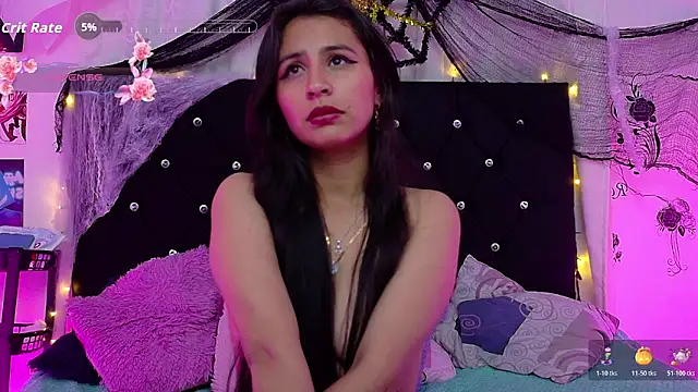 Snapshot of queen_smiley chatting on 10/27/25, 04:57 queen smiley online show from 10/27/25, 04:57