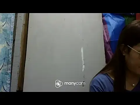 juicycum069 online show from 11/17/25, 11:53