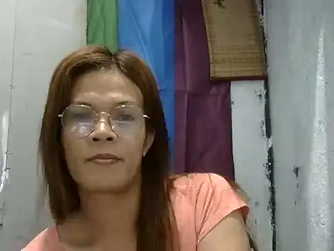 Snapshot of juicycum069 chatting on 05/05/26, 11:52 juicycum069 online show from 05/05/26, 11:52