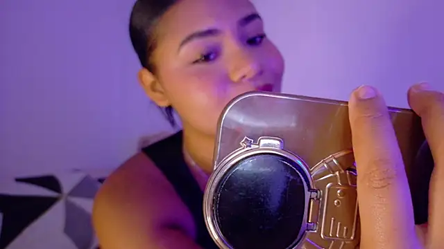 nudesketch1 online show from 10/13/25, 01:56