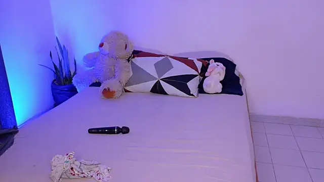 nudesketch1 online show from 09/25/25, 05:19