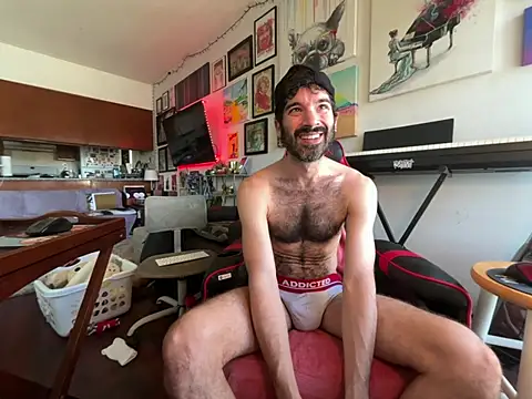 Snapshot of Pupscritch chatting on 02/12/26, 06:18 Pupscritch online show from 02/12/26, 06:18