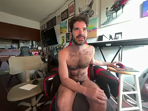 Pupscritch online show from 05/26/26, 03:43