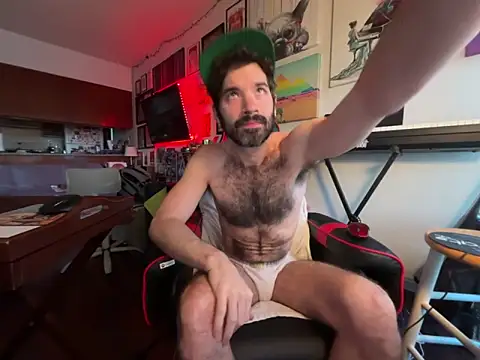 Snapshot of Pupscritch chatting on 02/13/26, 02:50 Pupscritch online show from 02/13/26, 02:50