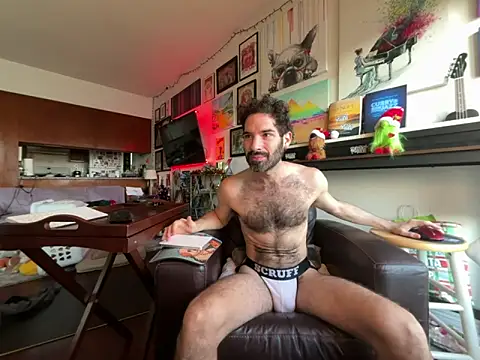 Pupscritch online show from 12/17/25, 04:01