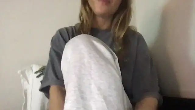 sweetceeme online show from 04/11/26, 09:13