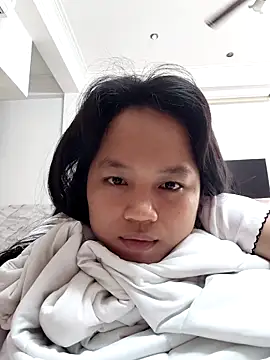 Snapshot of Anny-ly chatting on 11/15/25, 08:29 Anny-ly online show from 11/15/25, 08:29