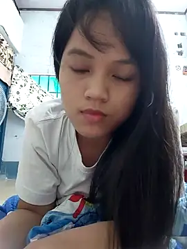 Snapshot of Anny-ly chatting on 09/12/25, 09:09 Anny-ly online show from 09/12/25, 09:09