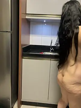 yumi-hot online show from 07/15/26, 01:07