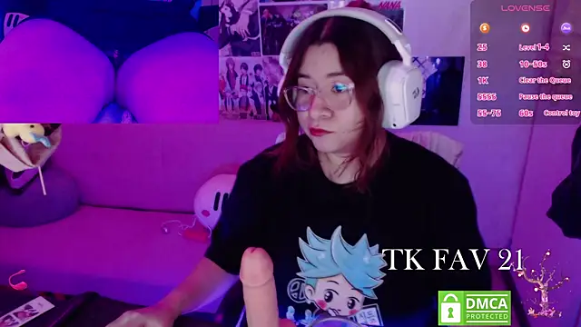 Pink girl0n online show from 04/24/26, 02:24