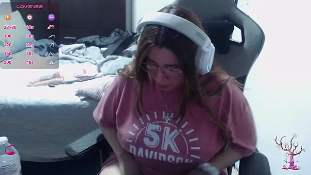 Pink girl0n online show from 12/20/25, 07:44