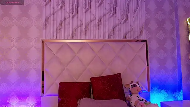 Naomy tay1 online show from 02/01/26, 03:27