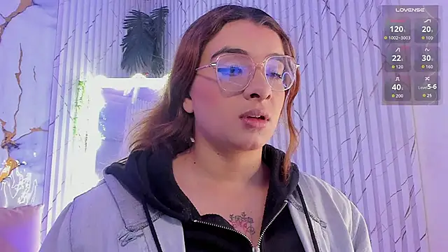 Naomy tay1 online show from 04/13/26, 03:43