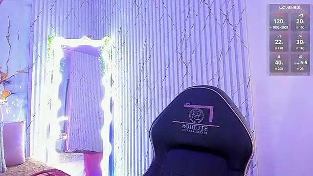 Naomy tay1 online show from 03/19/26, 03:28