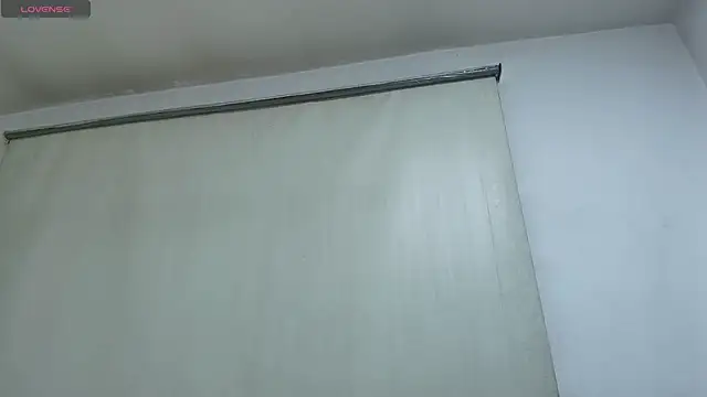 Naomy tay1 online show from 12/23/25, 03:28