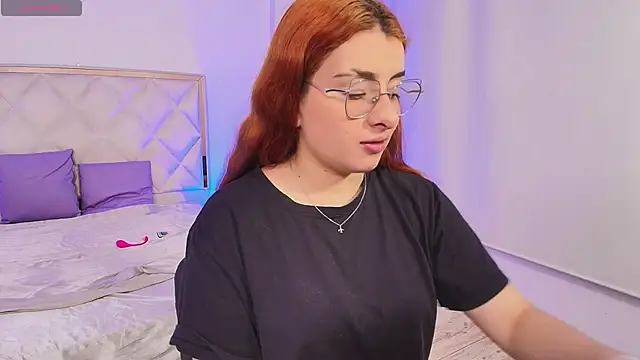 Naomy tay1 online show from 10/20/25, 03:08