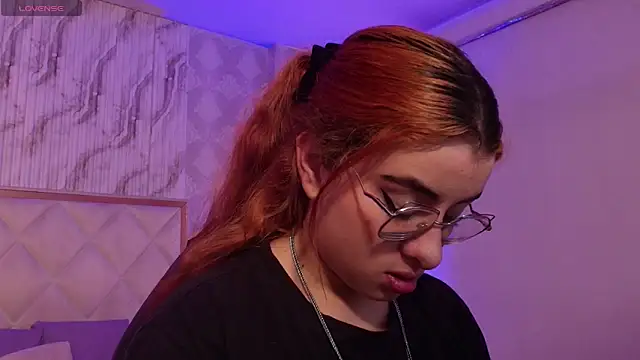 Naomy tay1 online show from 11/29/25, 02:34