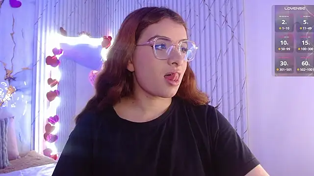 Naomy tay1 online show from 03/11/26, 02:49