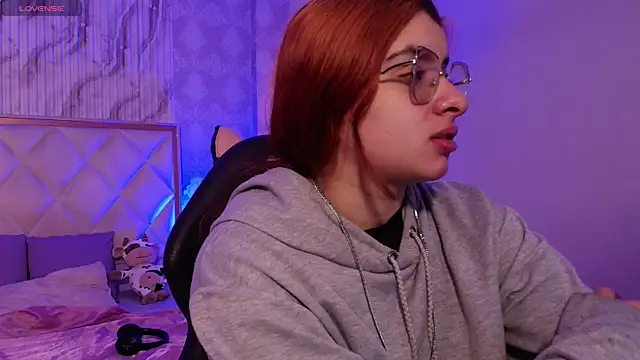 Naomy tay1 online show from 11/22/25, 03:05