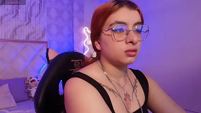 Naomy tay1 online show from 11/23/25, 03:38