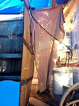 Snapshot of KrystalRoss chatting on 11/30/25, 08:42 KrystalRoss online show from 11/30/25, 08:42