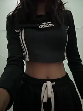 Snapshot of modelnishu chatting on 11/22/25, 01:59 modelnishu online show from 11/22/25, 01:59