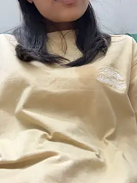 Snapshot of modelnishu chatting on 09/14/25, 06:41 modelnishu online show from 09/14/25, 06:41