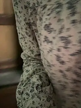modelnishu online show from 05/31/26, 05:57