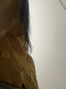 Snapshot of modelnishu chatting on 02/10/26, 01:10 modelnishu online show from 02/10/26, 01:10