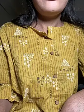 Snapshot of modelnishu chatting on 02/05/26, 12:56 modelnishu online show from 02/05/26, 12:56