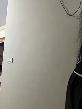 modelnishu online show from 04/05/26, 02:35