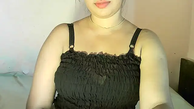 LoveTrainX online show from 11/04/25, 05:11