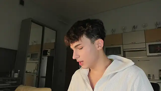 mystic evan online show from 09/18/25, 01:58