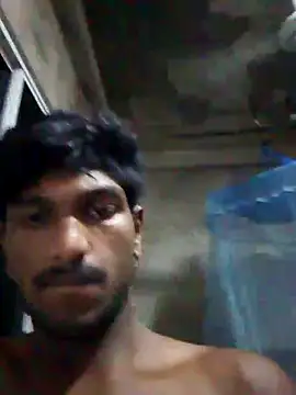 Snapshot of Pogga666 chatting on 10/05/25, 09:27 Pogga666 online show from 10/05/25, 09:27