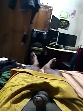 Snapshot of Pogga666 chatting on 10/17/25, 12:40 Pogga666 online show from 10/17/25, 12:40