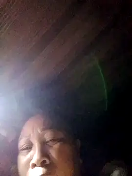 Snapshot of Mamapm20 chatting on 09/30/25, 04:24 Mamapm20 online show from 09/30/25, 04:24